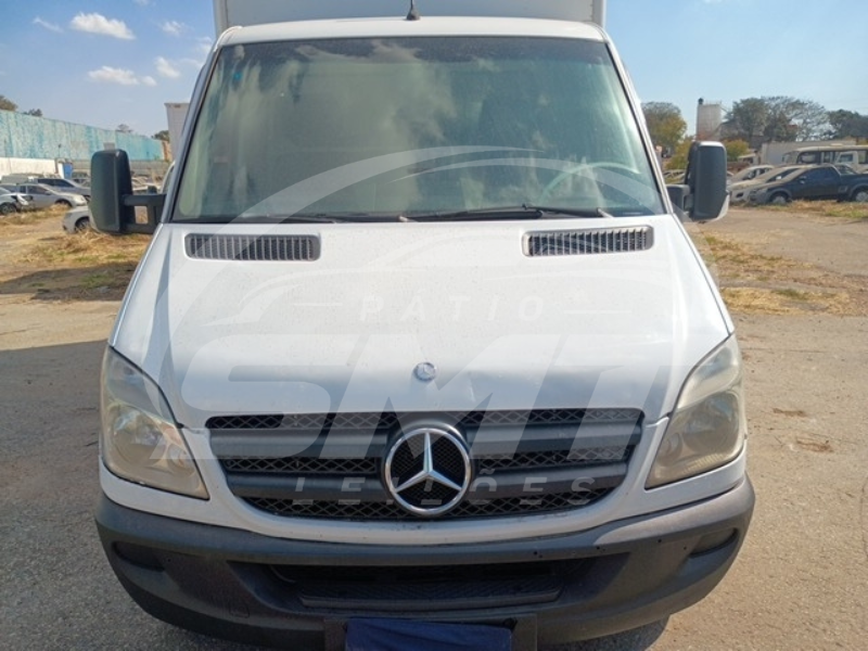 MERCEDES-BENZ 311CDISTREETC 2014