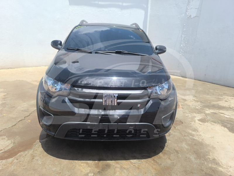 FIAT - MOBI TREKKING 1.0MT PRETA 2021/2021 ALCO/GASOL