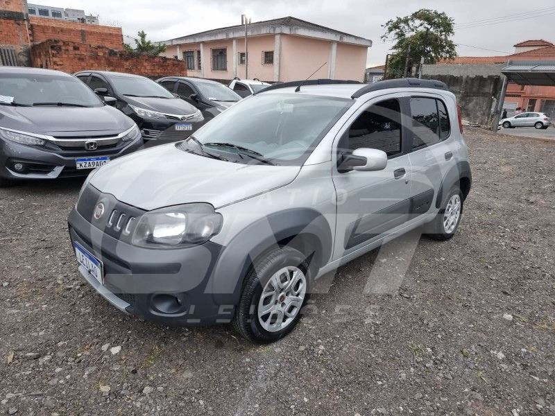 FIAT UNO WAY 1.0; 2010/2011; PRATA; ALCO.GASOL
